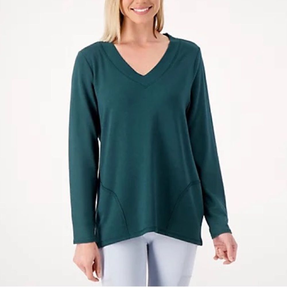 zuda Z-Knit V-Neck Pocket Pullover